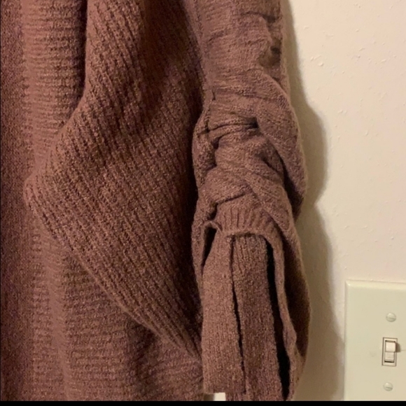 Lucky Brand Wool Blend Ruched Sleeve Cardigan - Picture 4 of 7